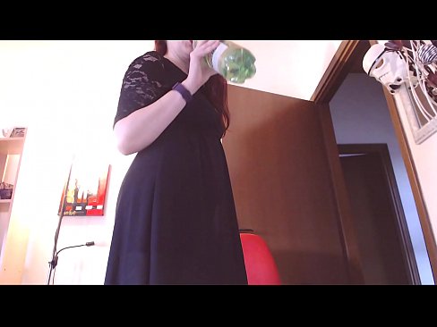 ❤️ Tus qhev ncaj ncees uas nyiam qias neeg thiab ntxim nyiam panties raug yuam kom masturbate tom qab saib daim vis dis aus no! Porn video  ntawm peb  ib