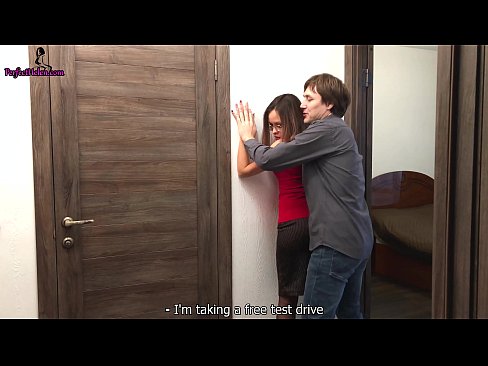 ❤️ Sexy Realtor Sensally Jerks Nws Pussy thiab Fucks Thaum Muag Nws Chav - Krempai Porn video ntawm peb ib