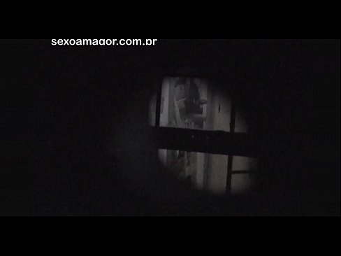 ❤️ Blondie tau zais cov yeeb yaj kiab los ntawm ib tus neeg nyob ib puag ncig voyeur zais tom qab hollow cib Porn video  ntawm peb  ib